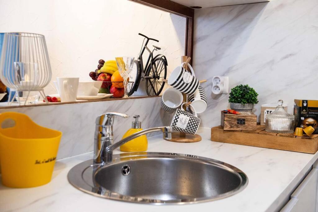 Studio Le Camaieu Tout Confort, Metz Gare Appartamento Esterno foto